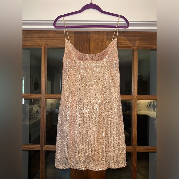 🔹Dee Elly Gold Sequin Dress - Medium - Spaghetti Strap - Picture 6 of 8
